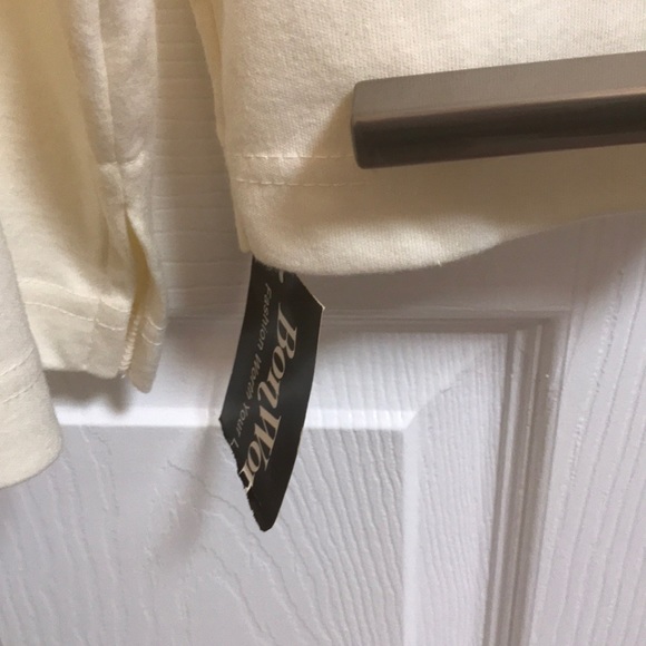 BonWorth Cream Long Sleeve XL Top wEmbroider Front - Picture 3 of 4